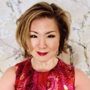 Lois Choi-Kain Headshot.