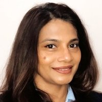 Neena D’Souza Headshot.
