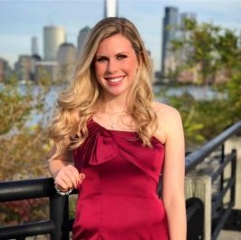 Alyssa Laxer headshot. 