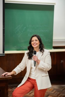 Clarice Rosa Olivo.
